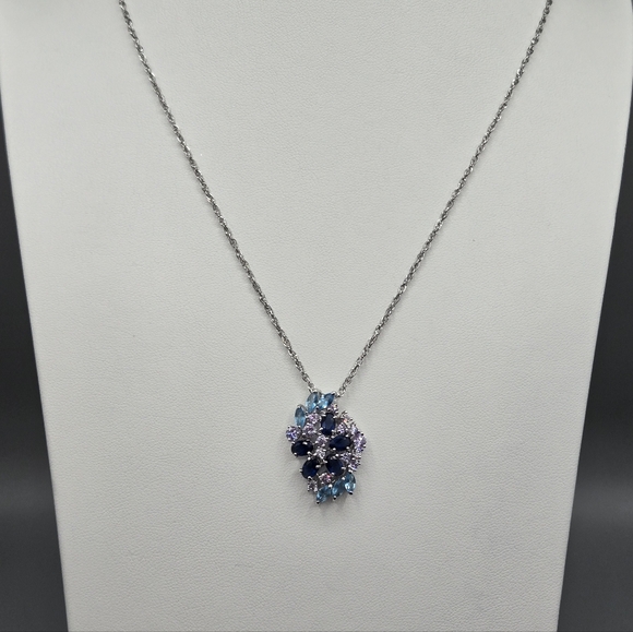 Swarovski Crystal Elements Silver Statement Necklace Blue Purple 20 - 22 inch - Picture 3 of 6